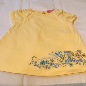 Top girls new size 18-24 months height 31-33" weight 27-31 lbs cotton Gymboree-
